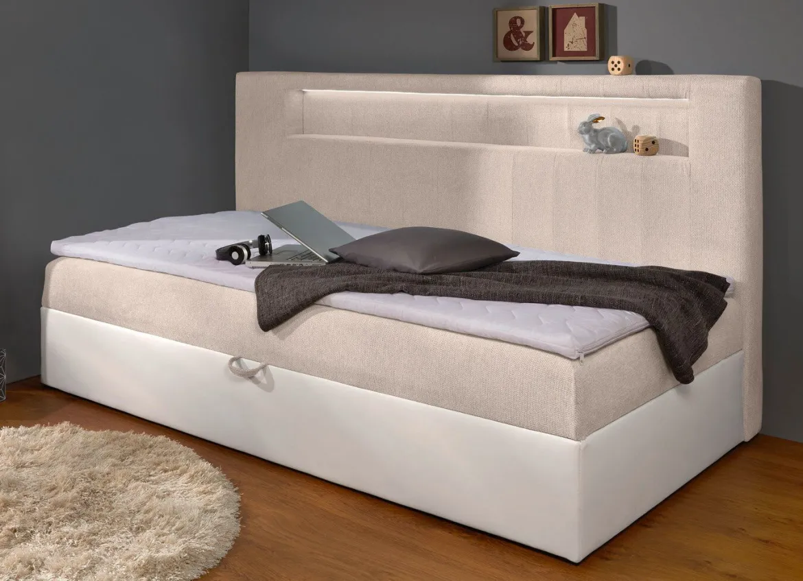 Boxspringbett mit integrierter LED-Beleuchtung