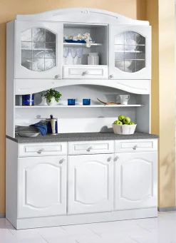 Buffetschrank mit profilierter Front