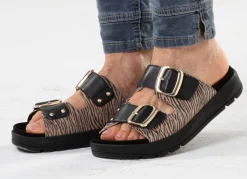 Caprice, trendige Damen-Pantoletten, Weite G, mit herausnehmbarem Fußbett