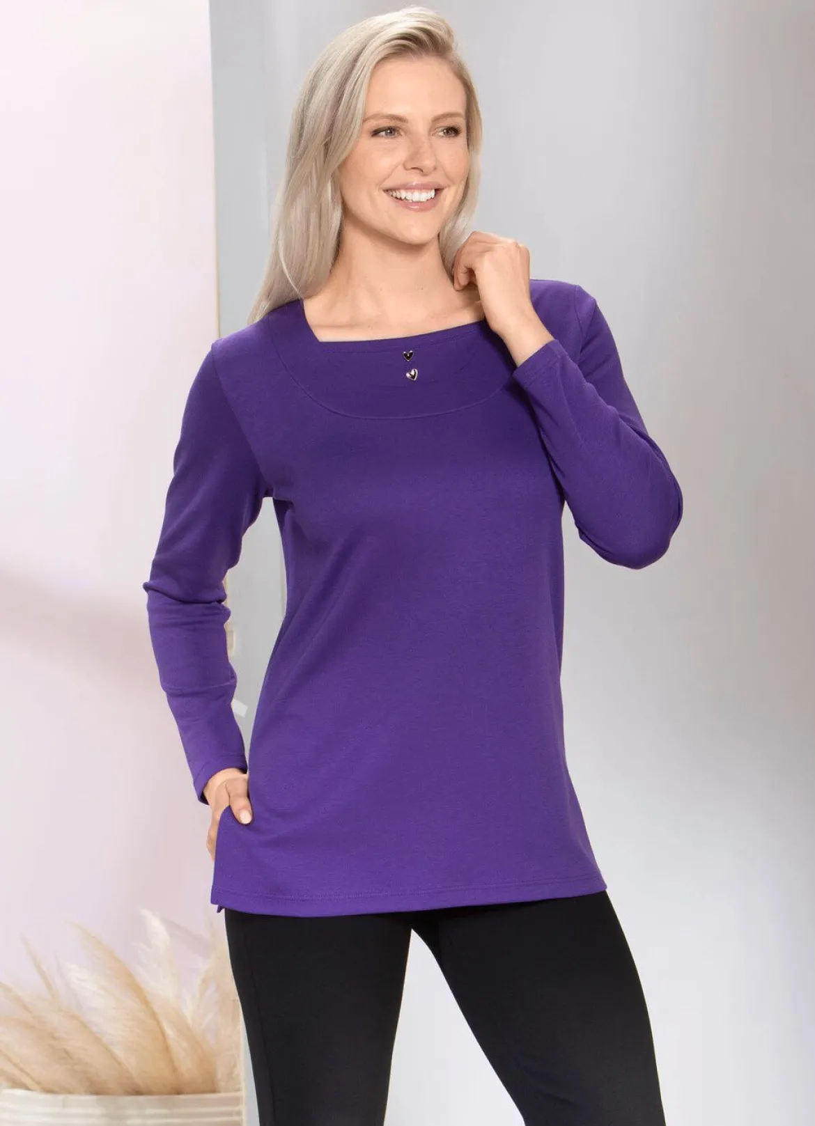 Charmantes Sweatshirt mit Blende in 2 Farben