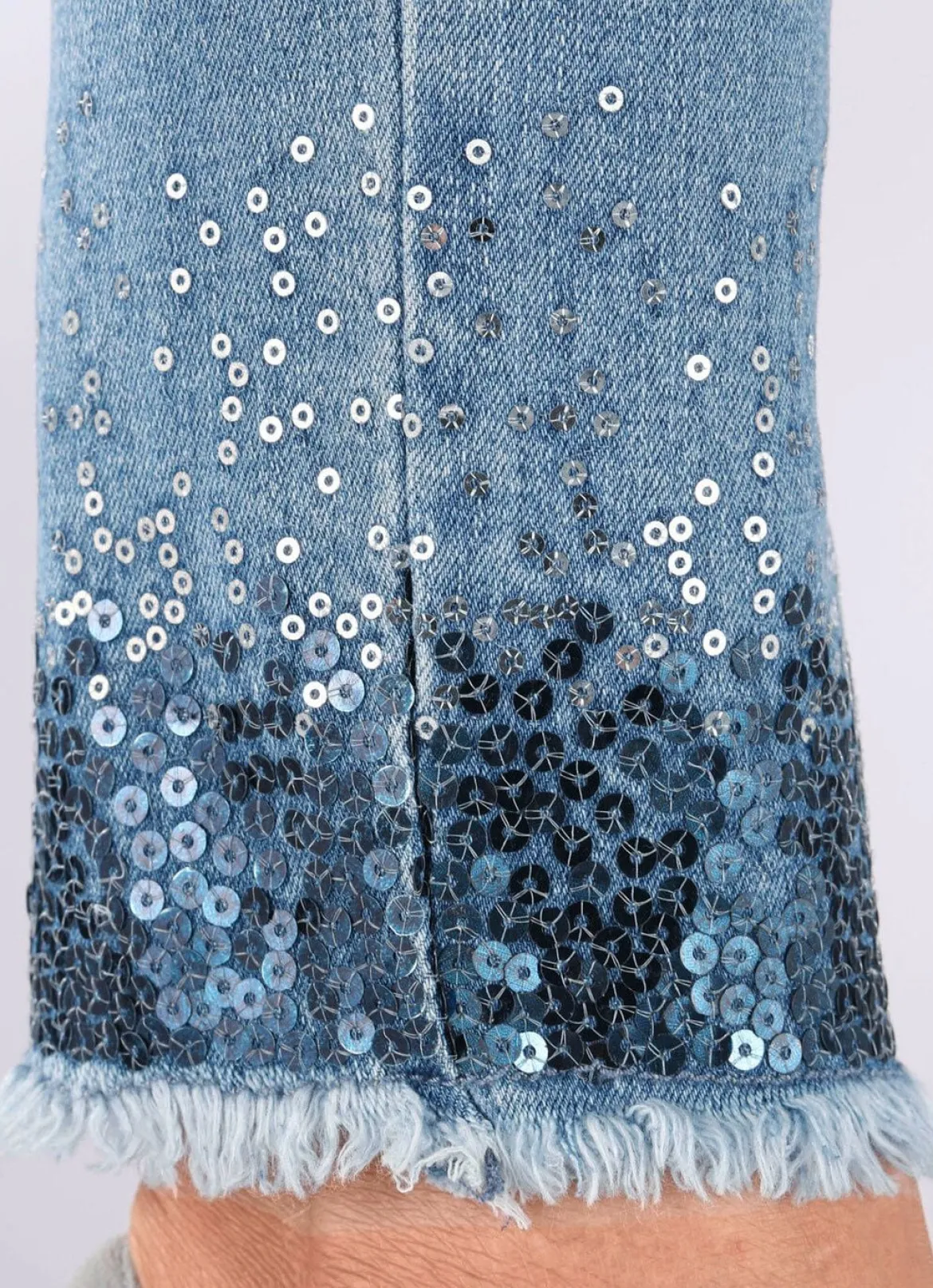 Edel-Jeans mit Fransensaum