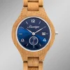 Einzigartige Herrenuhr aus Eichenholz