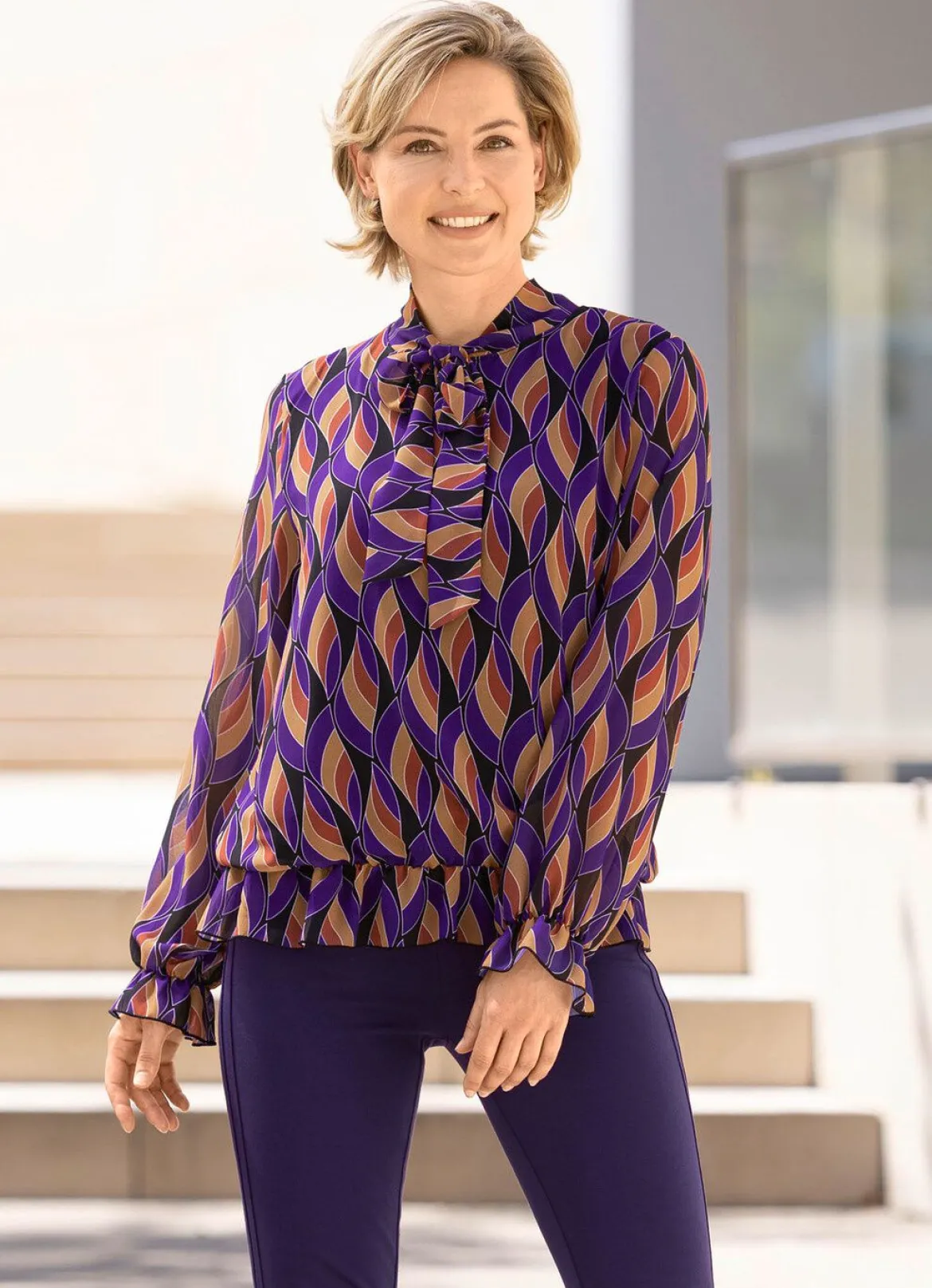 Fabelhafte Bluse mit Bindeband