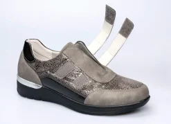 Federleichter Komfort-Sneaker
