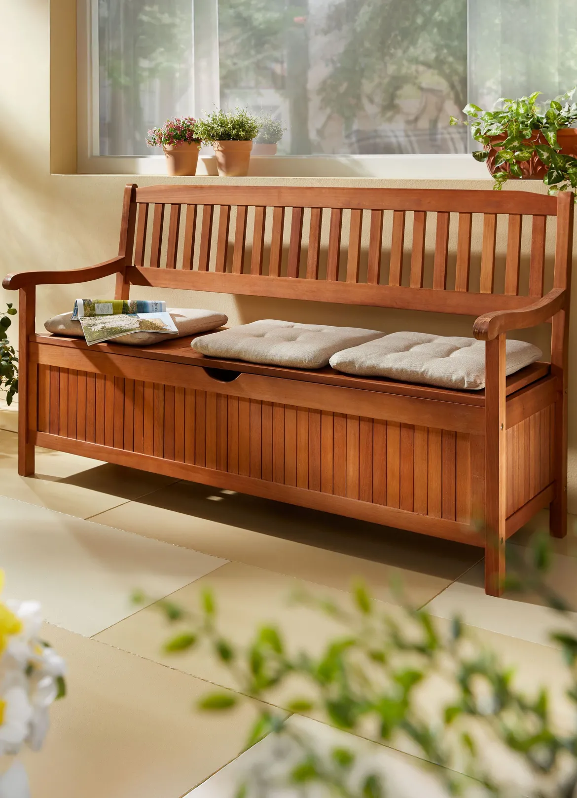Gartenbank aus Eukalyptusholz