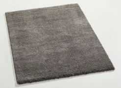 Handgetuftete Brücken und Teppiche mit dichtem Flor