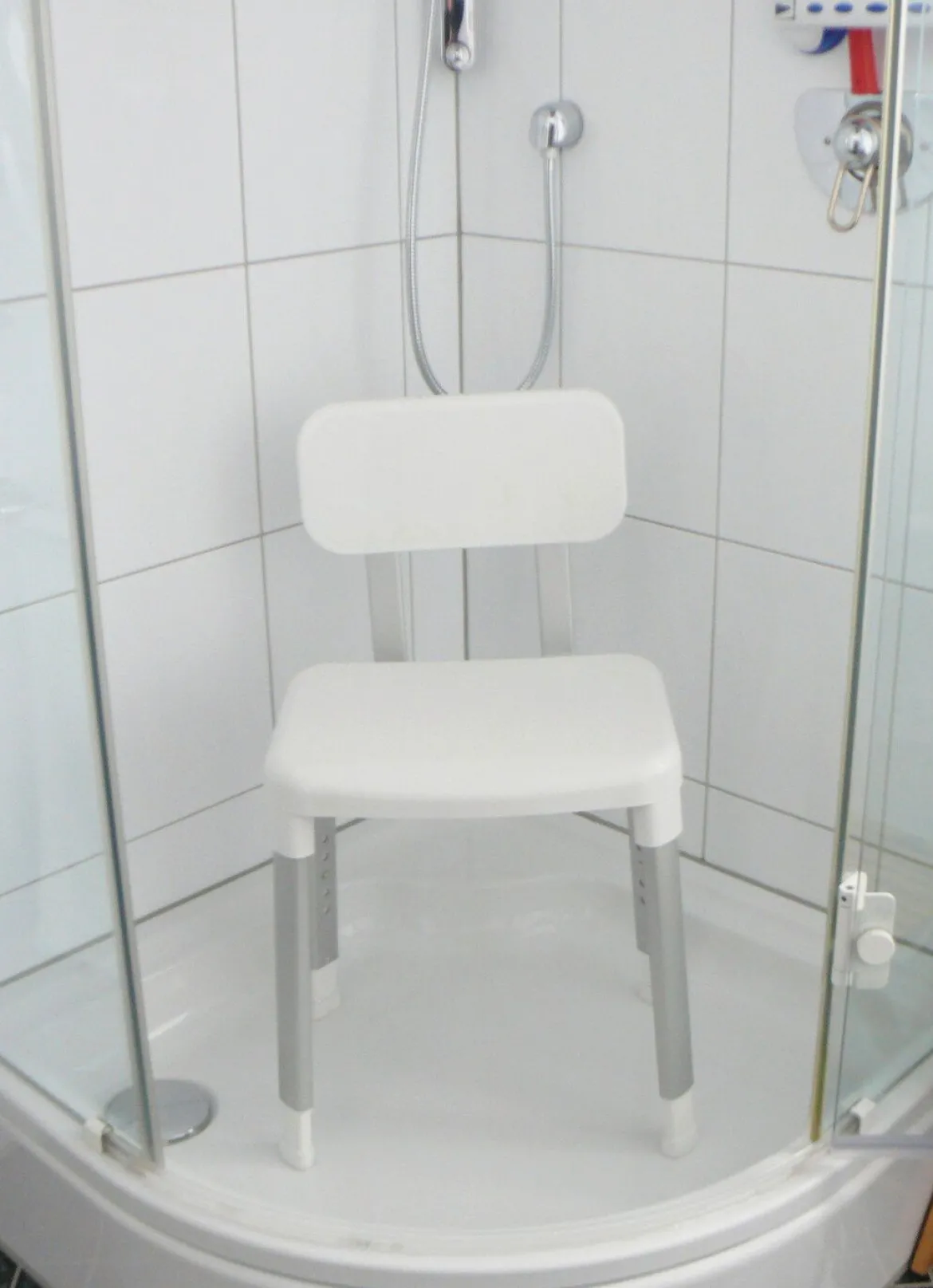 Höhenverstellbarer Dusch-und Badestuhl
