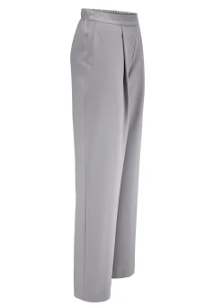 Hose mit Bundfalten in modischer Weite