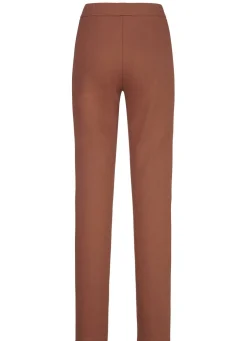 Hose mit figurgünstiger Teilungsnaht