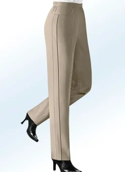 Hose mit kontrasfarbener Zierpaspel