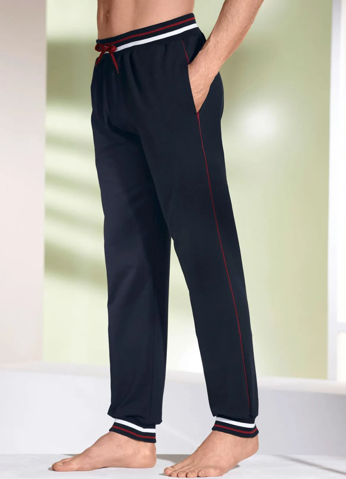 Hose mit Ripp-Bündchen