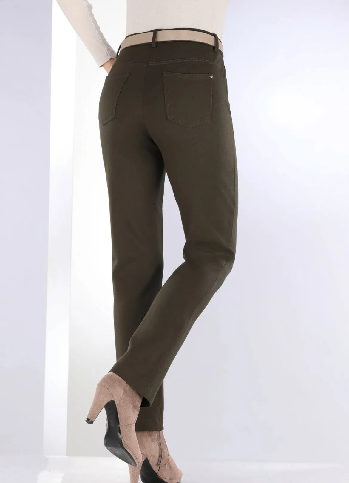 Hose mit sportivem Chic