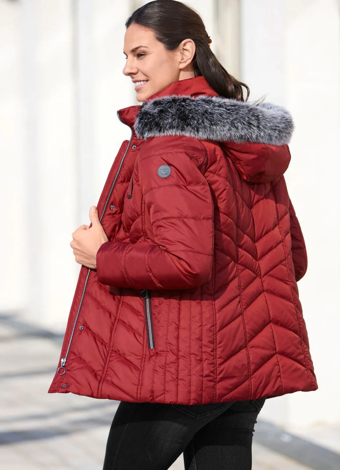 Jacke mit abnehmbarem Kunstpelz-Besatz