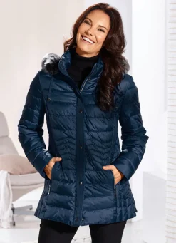 Jacke mit abnehmbarer Kapuze