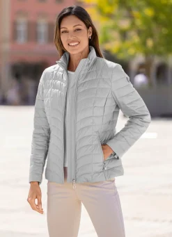 Jacke mit Reißverschluss an den Taschen