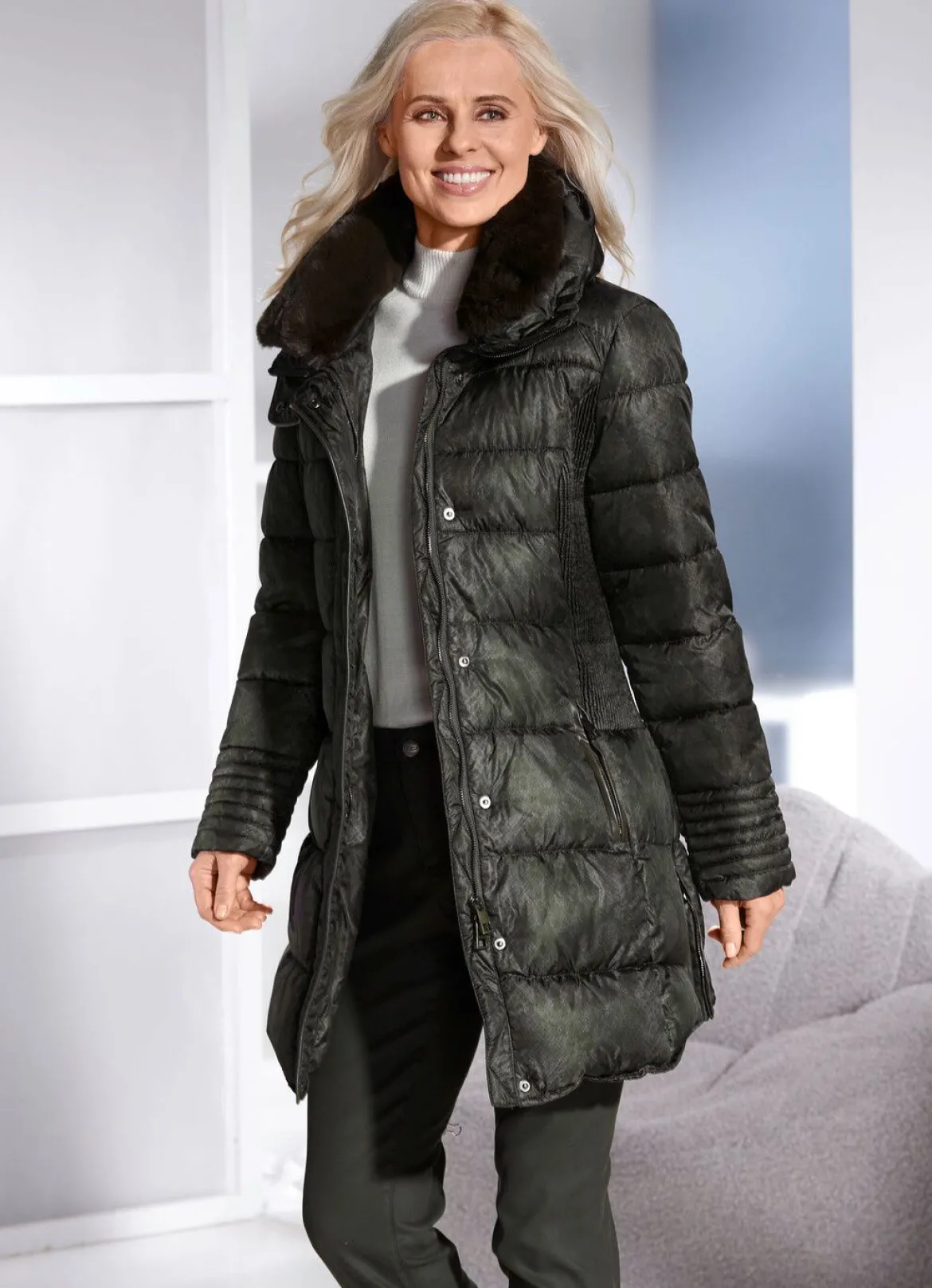 Jacke mit Reptildessin