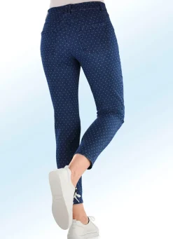 Jeans mit angesagter Punktedessinierung