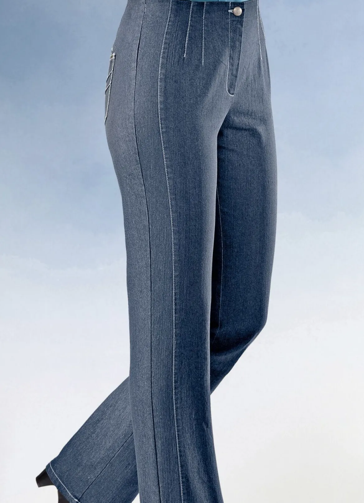Jeans mit angeschnittenem Bund