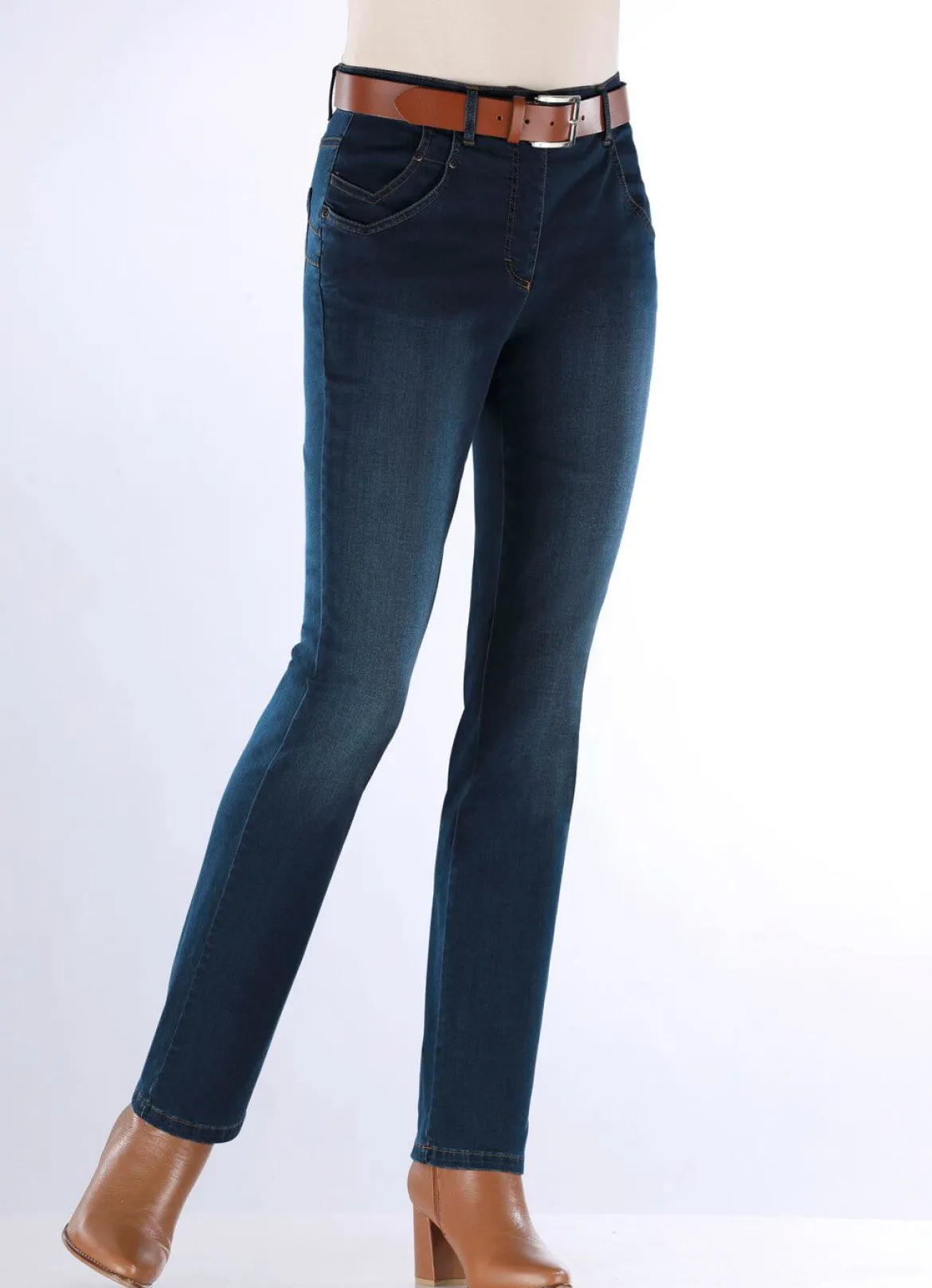 Jeans mit raffinierter Taschenlösung