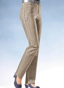 Jeans mit weiterem Bundumfang