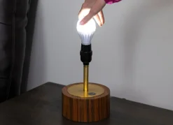 Kabellose LED-Leuchte