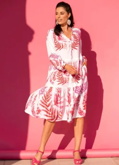 Kleid mit Bindeband am Ausschnitt