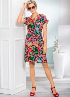 Kleid mit Bindegürtel