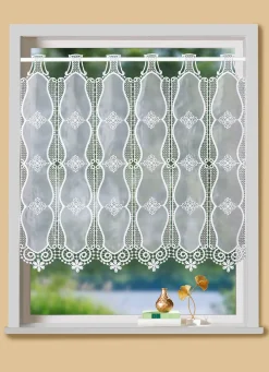 Kleinfenster-Store mit Macramé-Abschluss