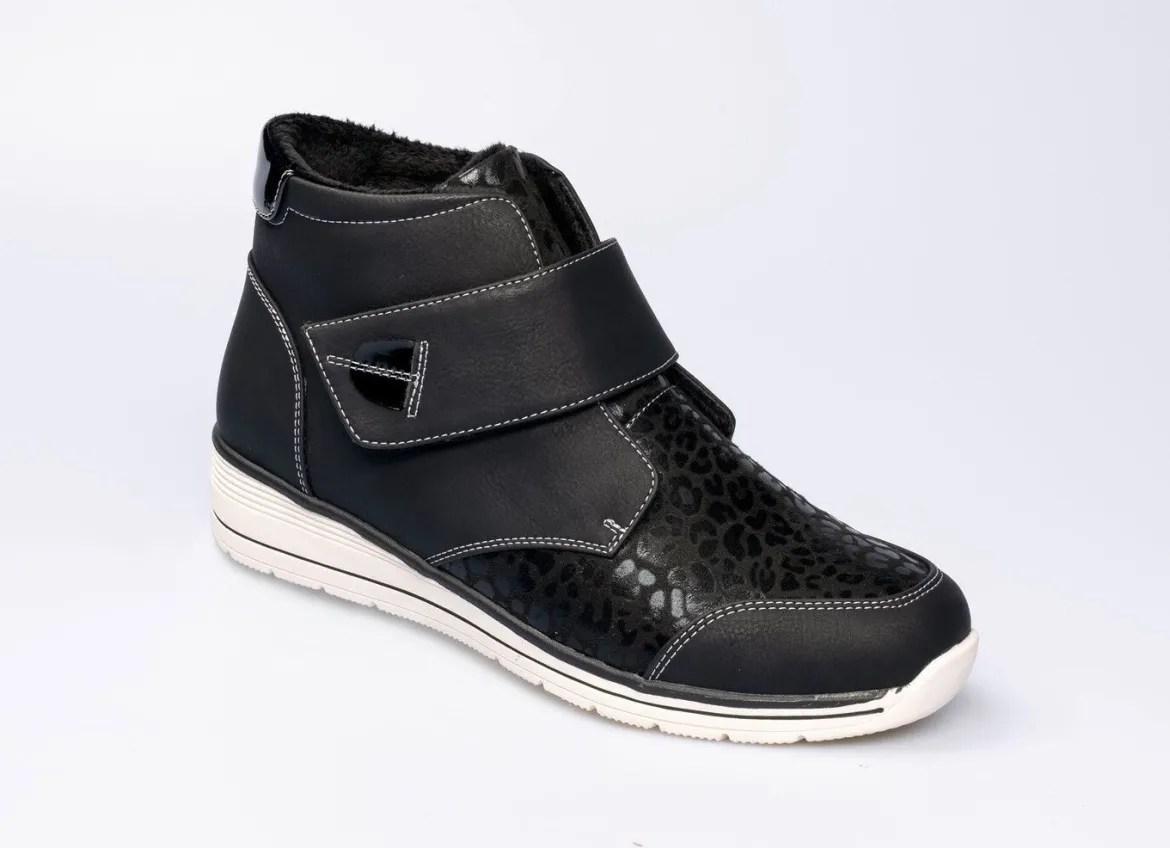 Komfort-Stiefelette im angesagten Leo-Look