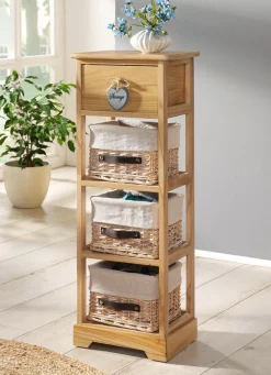 Kommode aus Massivholz mit eingearbeiteten Gebrauchsspuren