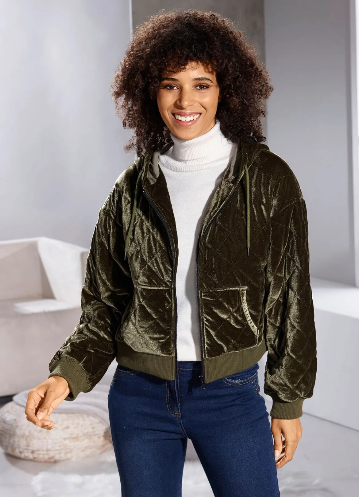 Kurzjacke aus Samt