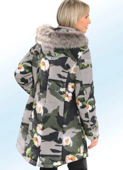 Kurzmantel mit Camouflage- und Blüten-Dessin