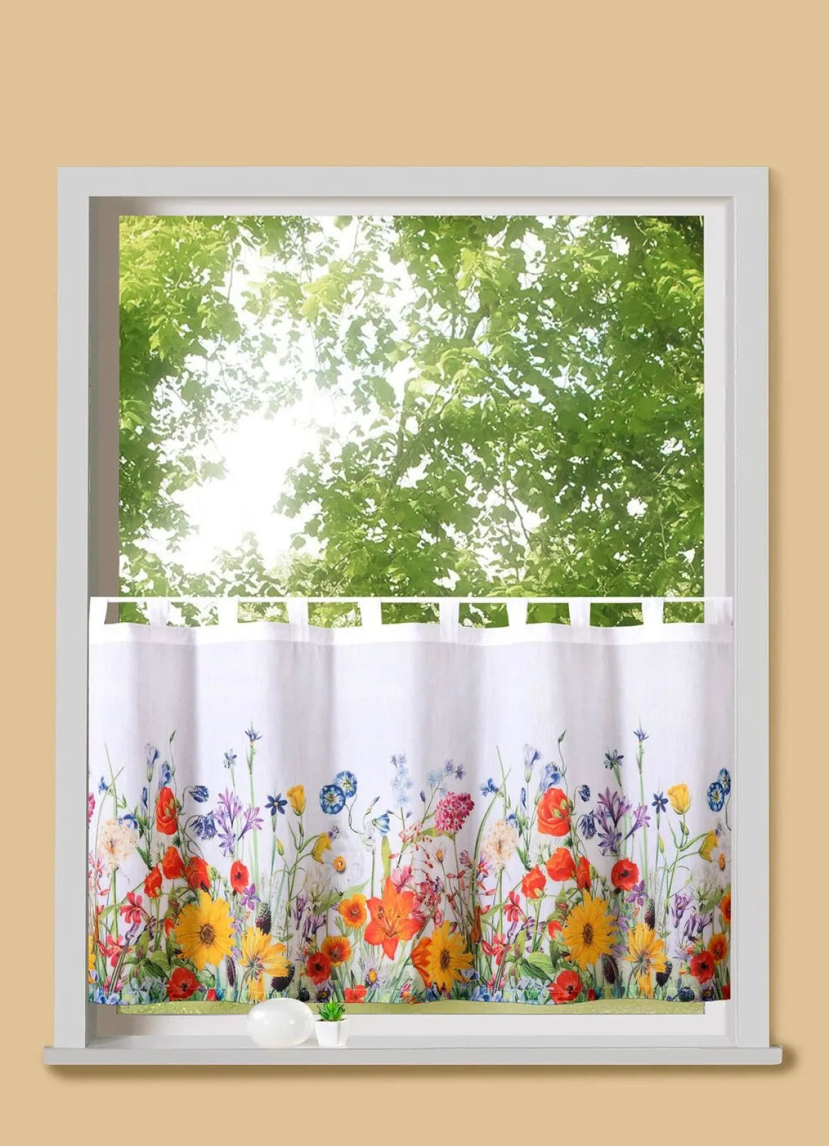 Kurzstore mit Mohnblumenmotiven