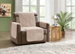 Kuschelweiche Wohnaccessoires mit Bandeinfassung