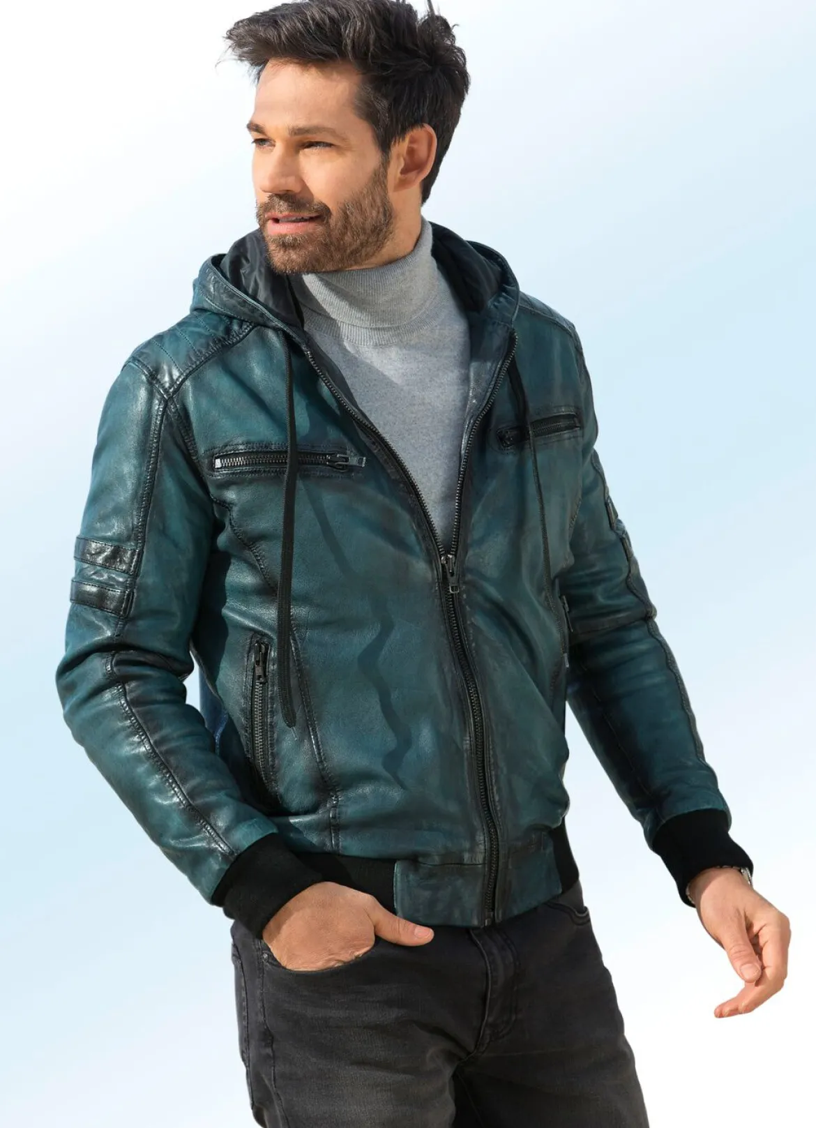 Lederblouson mit angeschnittener Kapuze