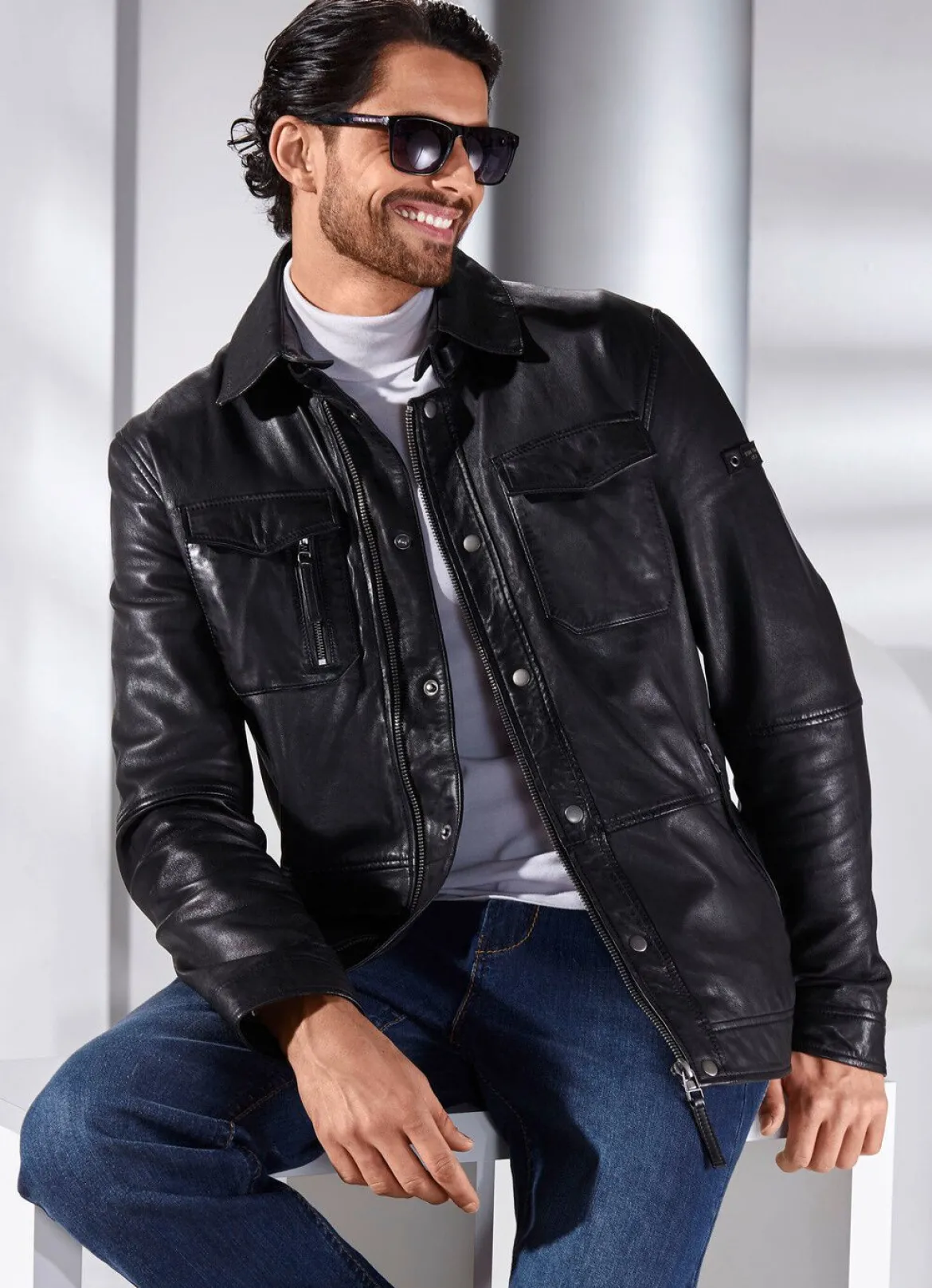 Lederkurzjacke von „Cabrini“