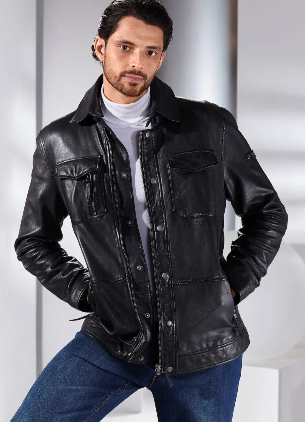 Lederkurzjacke von „Cabrini“