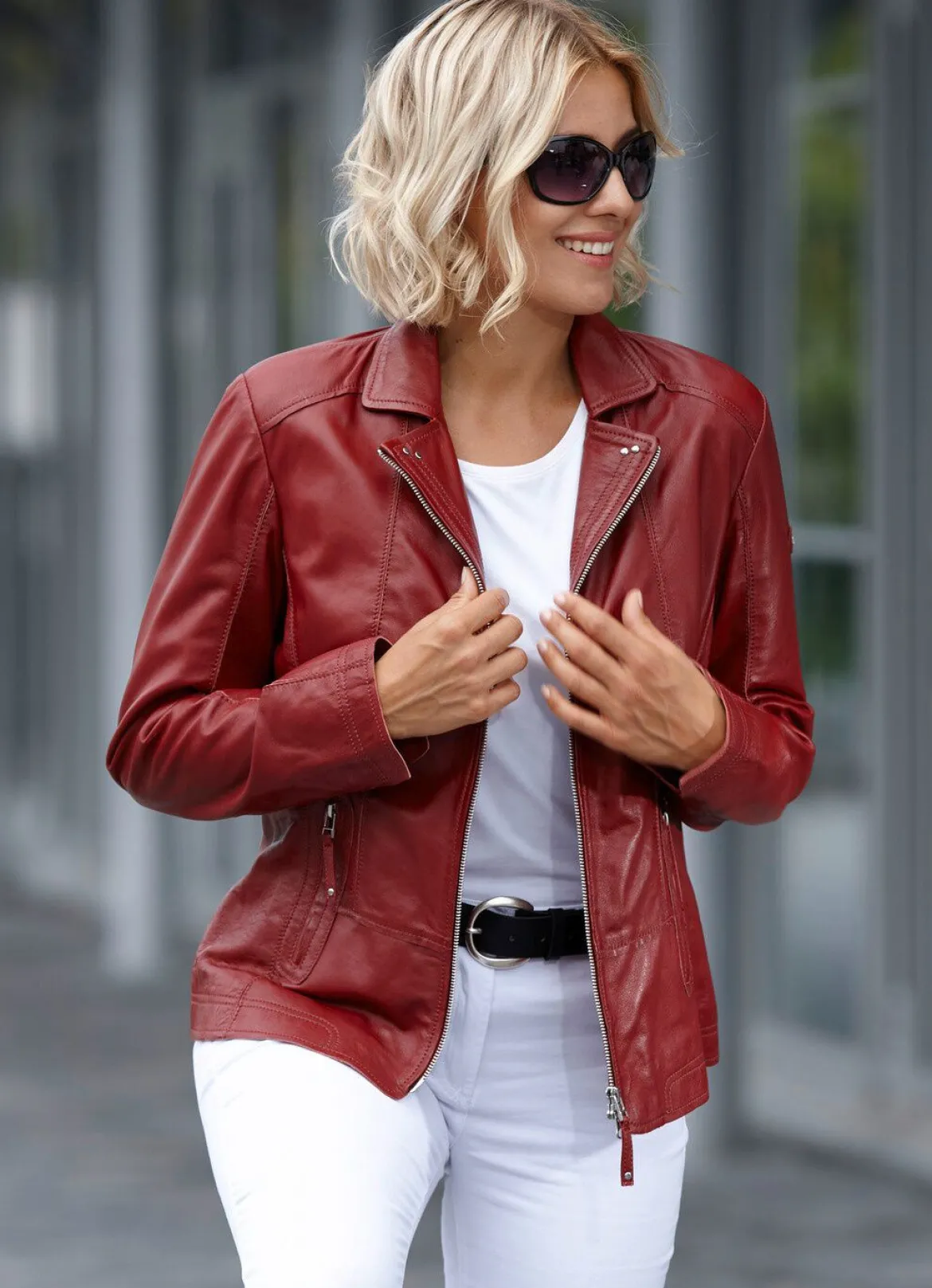 Lederkurzjacke von „Cabrini“