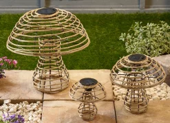 LED-Pilz aus Kunstrattan