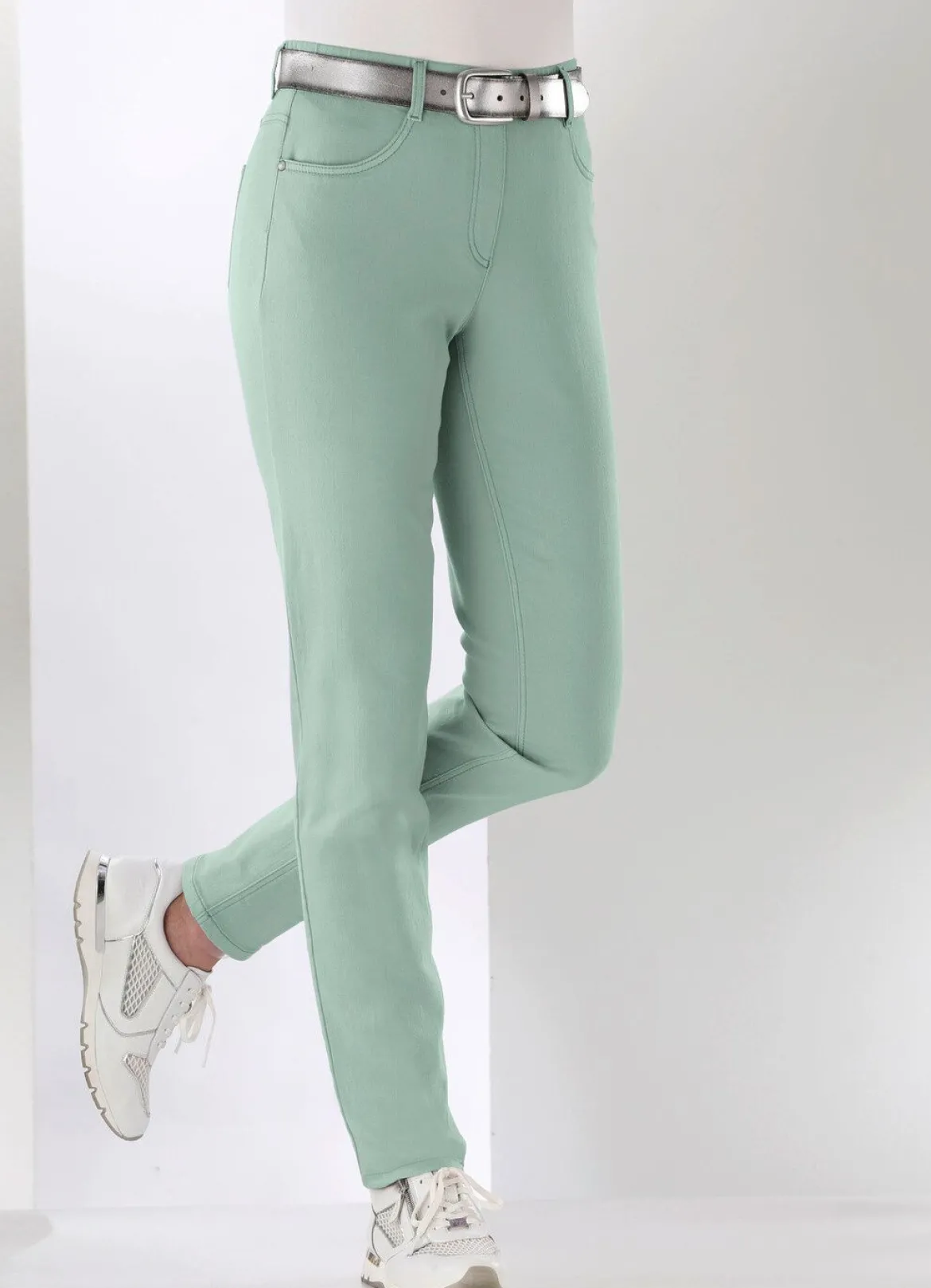 Magic-Jeans mit hohem Stretchanteil