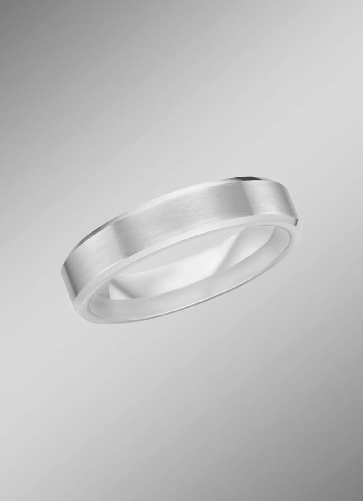 Mattierter Trauring in Silber 925/- fein