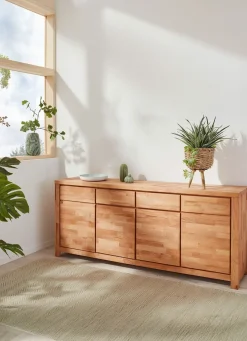 Möbelprogramm mit Massivholzfronten und Softclose