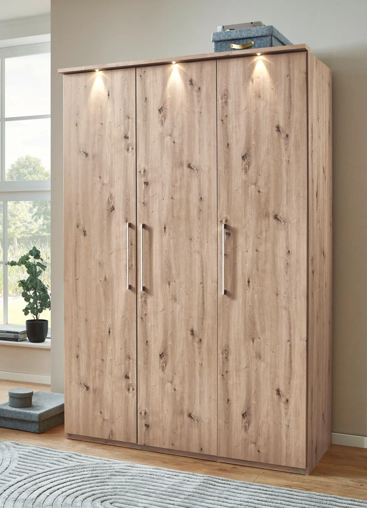 Moderne Kleiderschrank aus deutscher Herstellung