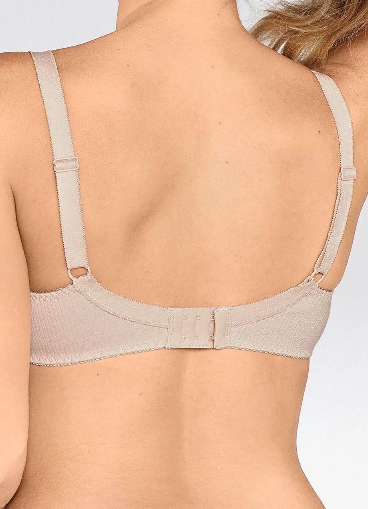 Naturana Zweierpack BH mit dekorativem Spitzenband in den Cups