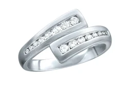 Platin Damenring mit lupenreinen Brillanten