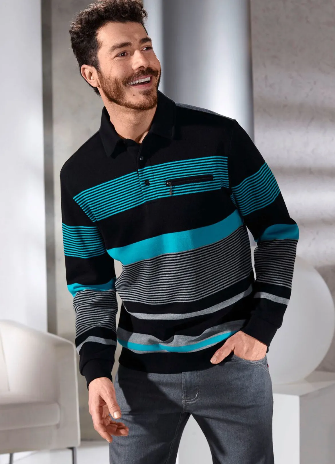 Poloshirt mit kurzer Knopfleiste