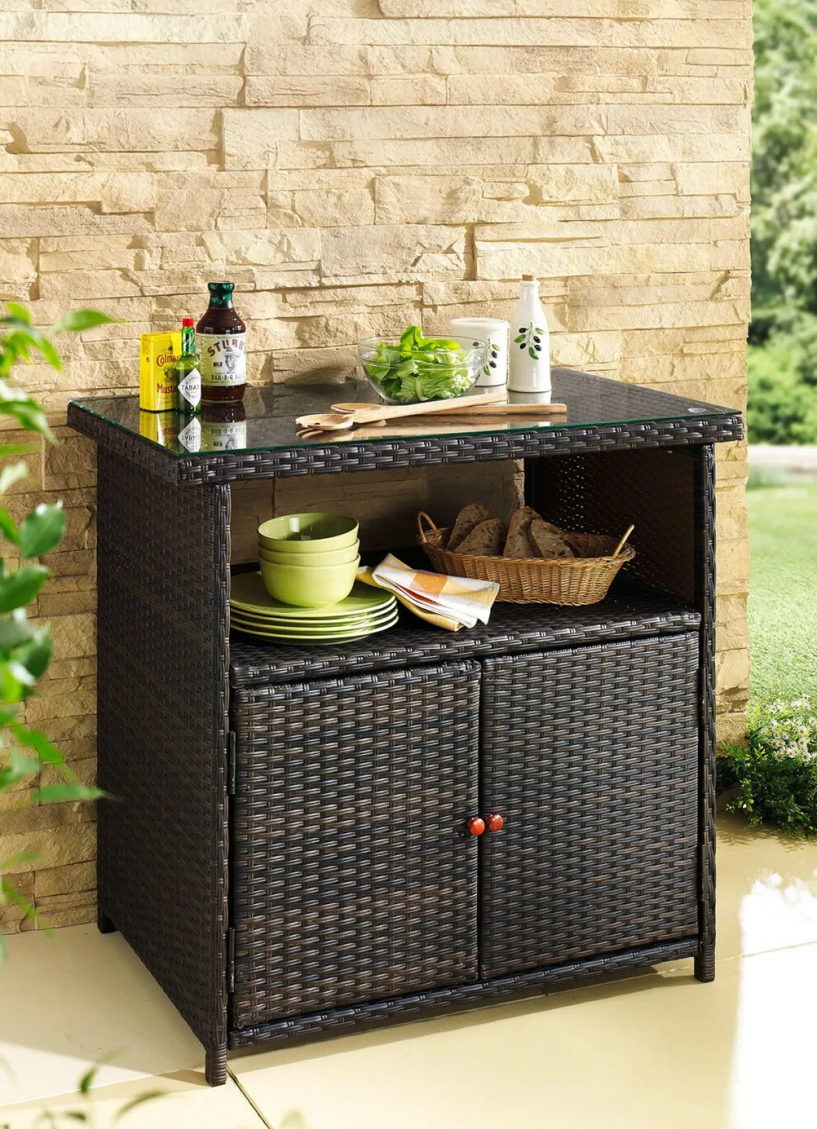 Praktisches Sideboard für Garten oder Terrasse