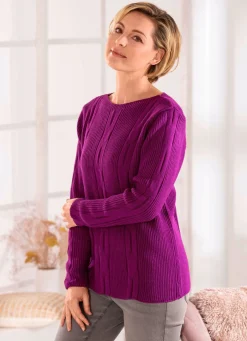 Pullover mit streckendem Längsmuster