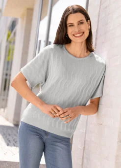 Pullover mit Wellenstruktur