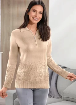 Pullover mit Zopf- und Flechtstrukturen